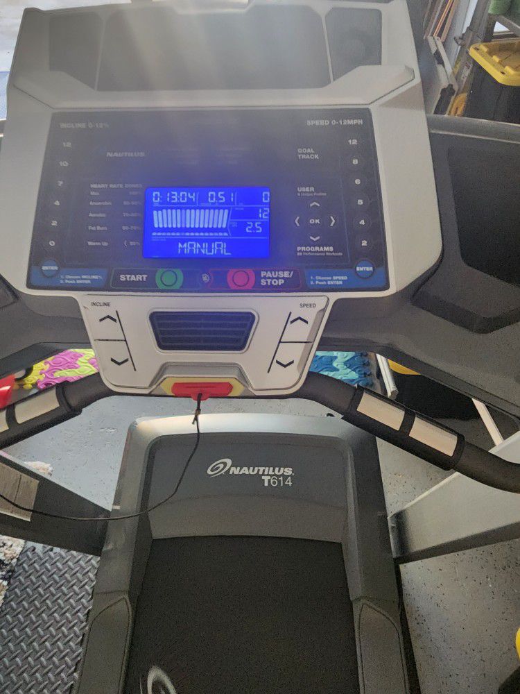 Treadmill Nautilus T614