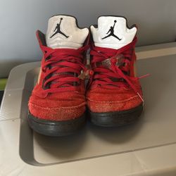 Nike Air Jordan 5 Retro Raging Bull