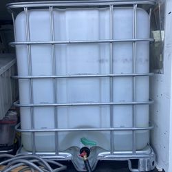 Tote / tanque de agua