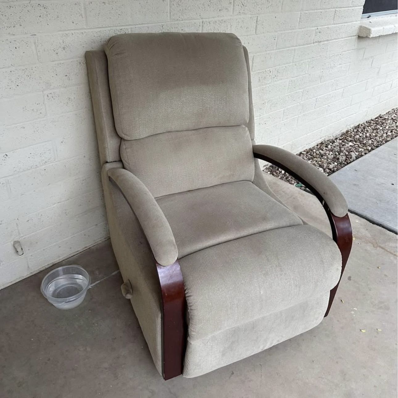 2 reclining chairs !!