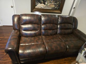 Sofa With Cup Holders