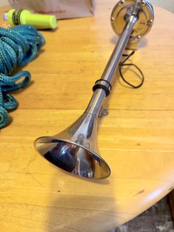 Boat horn