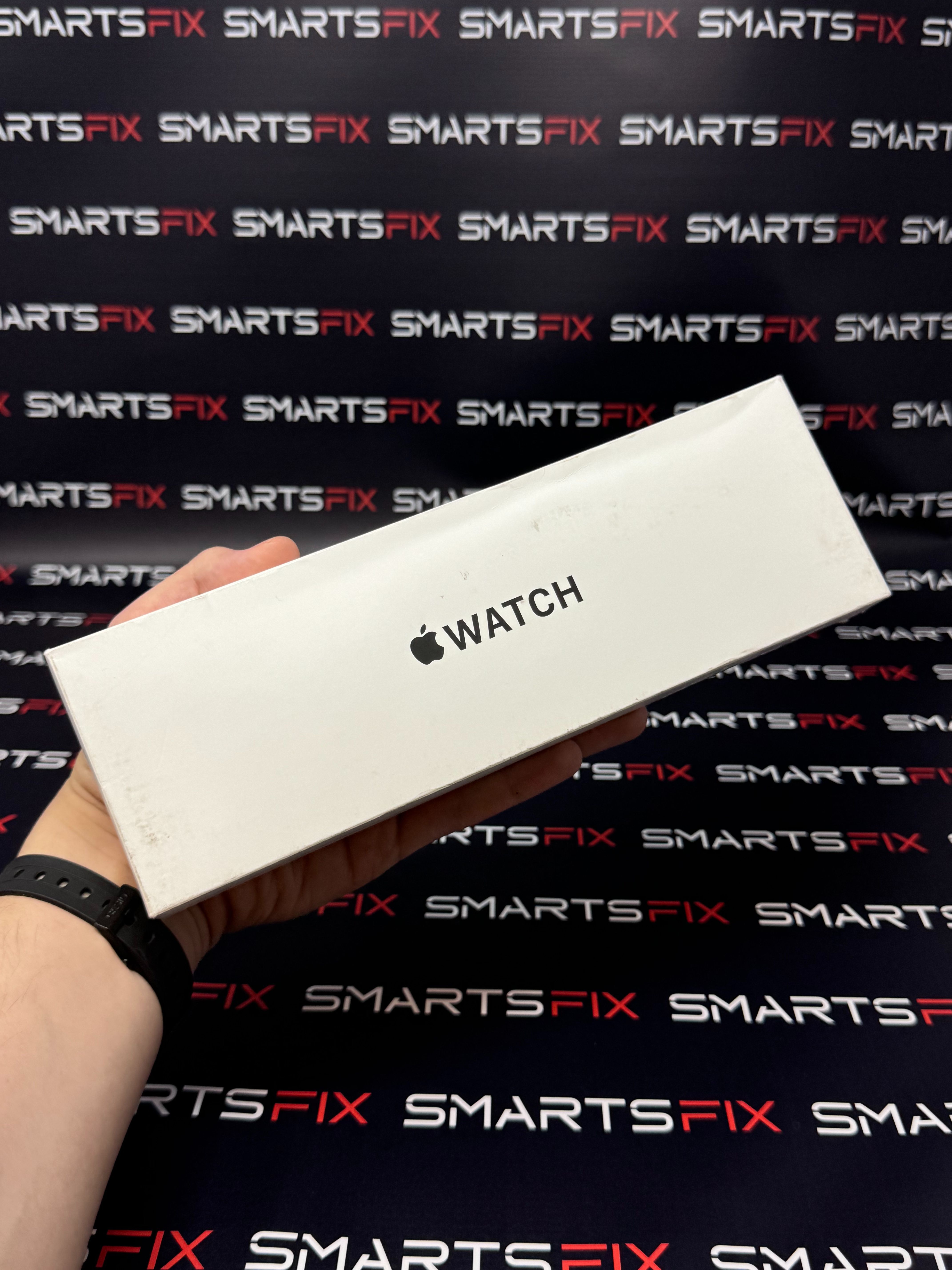 Brand New Apple Watch SE 2ND GEN 40MM GPS + Cellular - Starlight (Unlocked) + Warranty