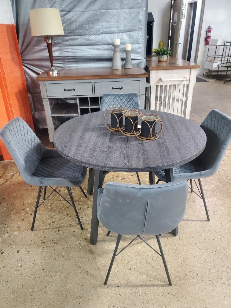Mid Century Modern Style Dining Set With 4 Chairs