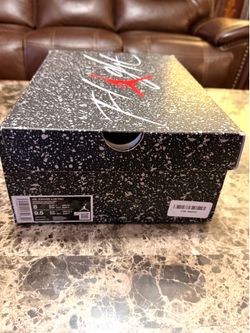 Jordan 4 Military Black size 8