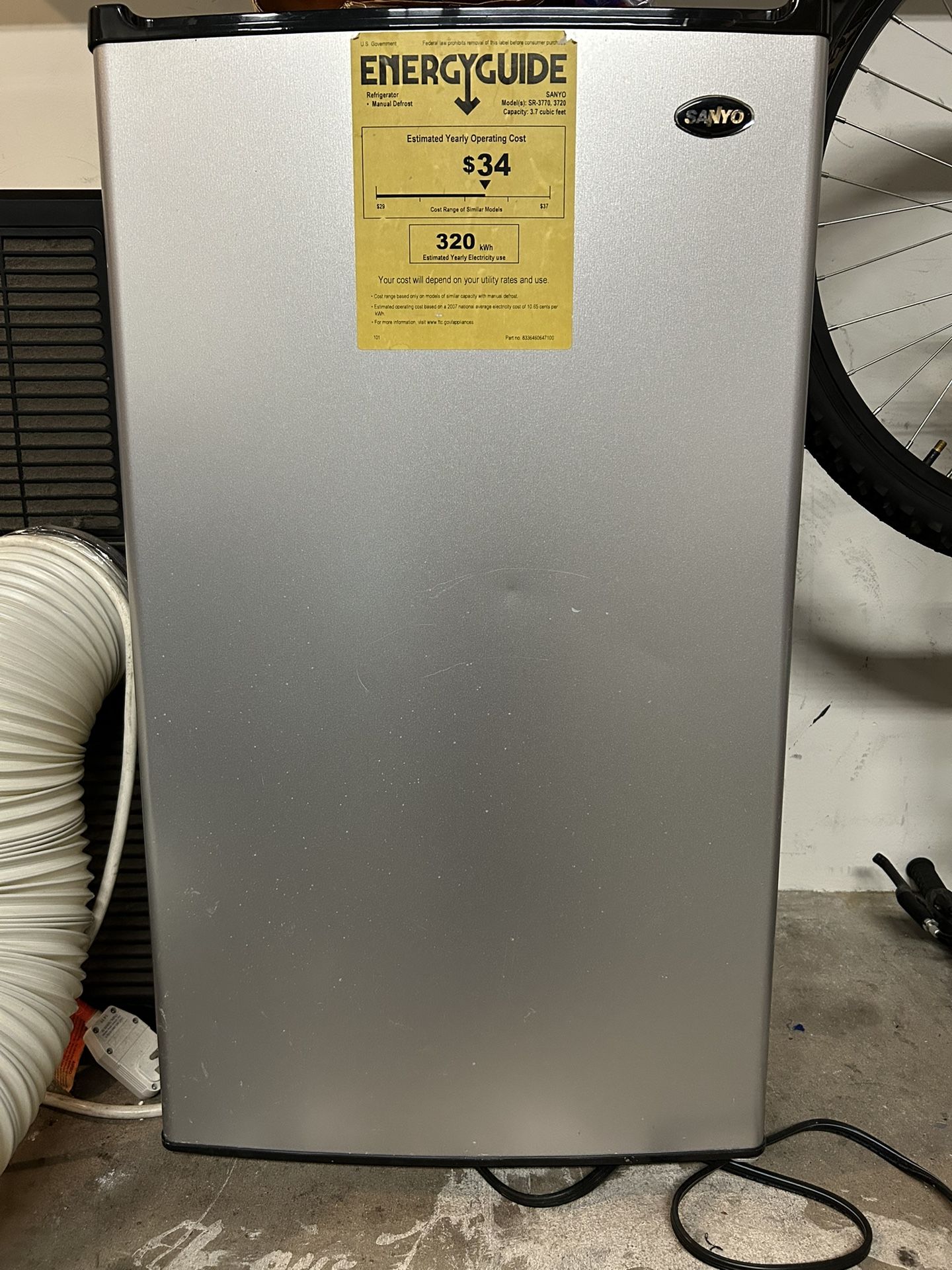 Sanyo Mini Fridge