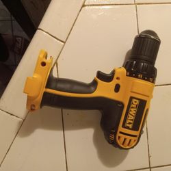 Drill Dewalt 80