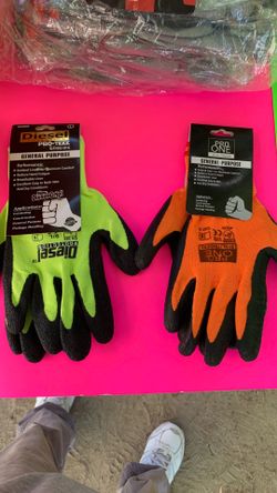 Safety gloves  Guantes de seguridad