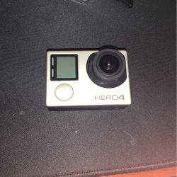 GoPro Hero 4 w/ Plastic cover and sport clip