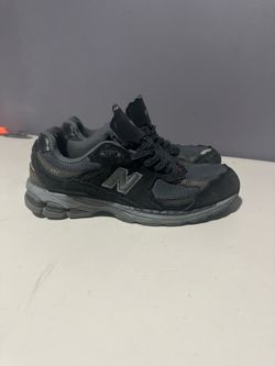 new balance 2002r