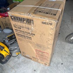 Champion Power Equipment 22 in. 212cc 4-Stroke Gas Garden Front Tine Tiller Roto