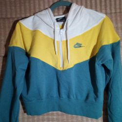 Women's Medium Nike Crop Hoodie