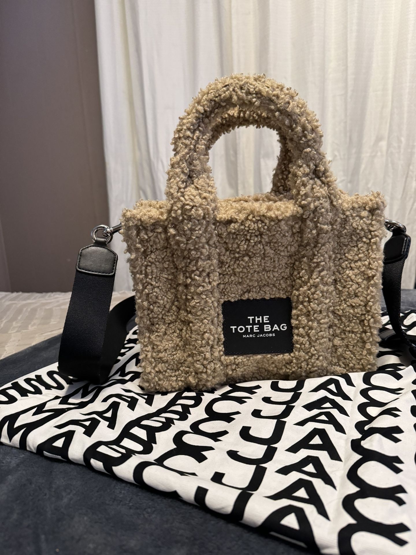 Marc Jacobs Small Teddy Tote 