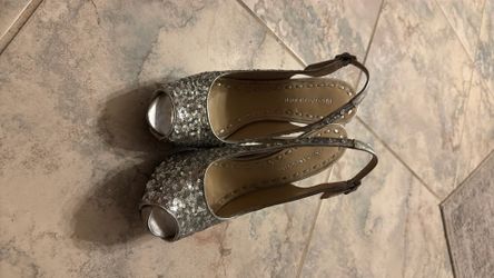Open toe sequin heel