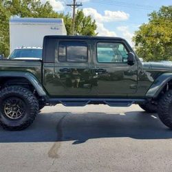 Jeep Gladiator Rubicon  part out