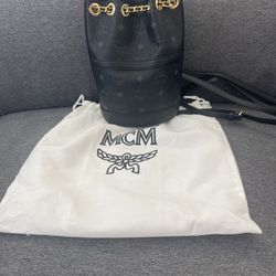 Mcm Backpack  Wd Gold Chain