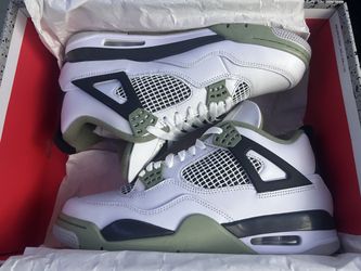 Air Jordan 4 Seafoam