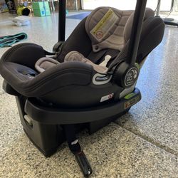 City Go Infant Car Seat 