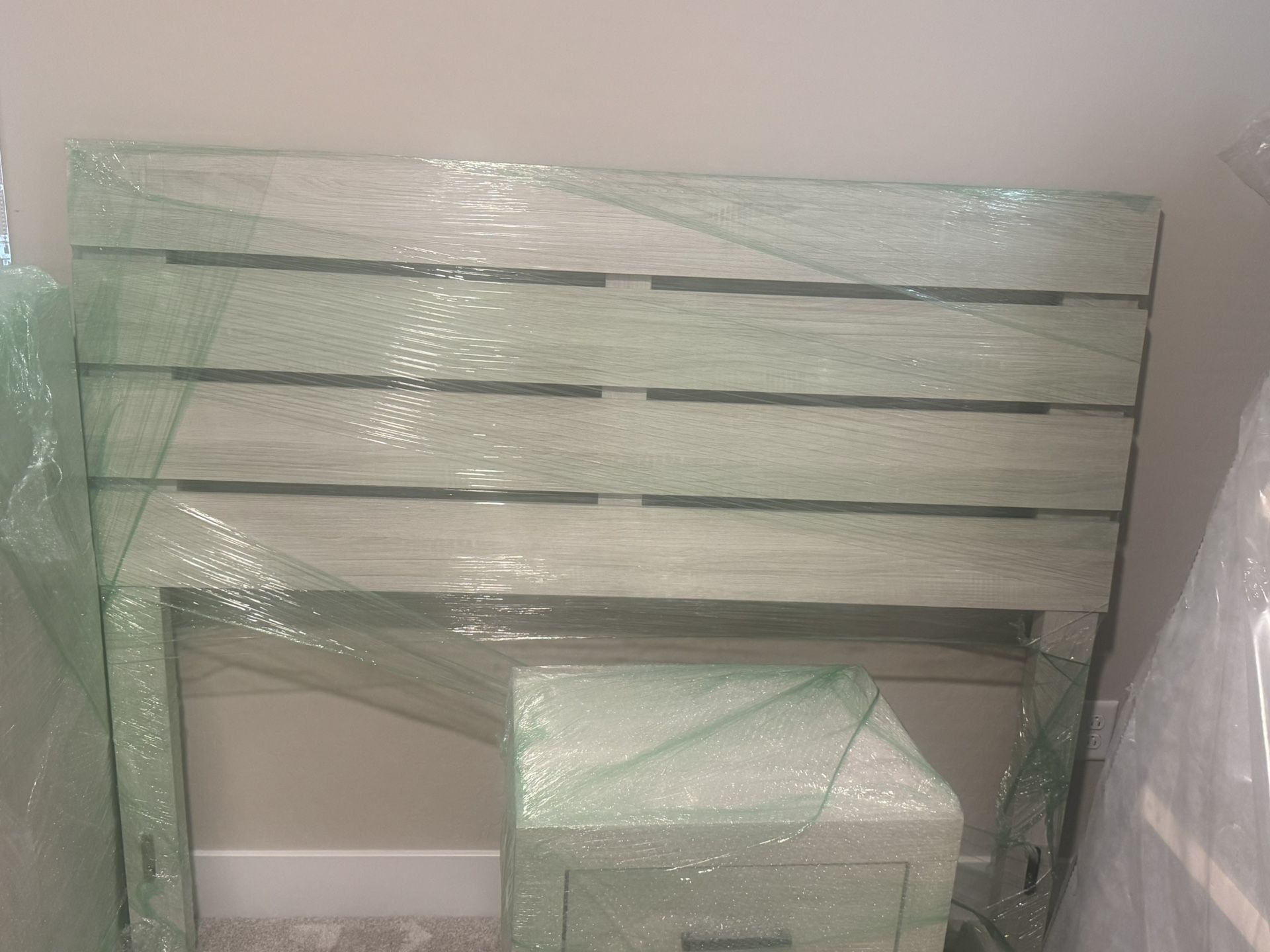 White Washed  Bedroom Set  Queen Size With New Mattress