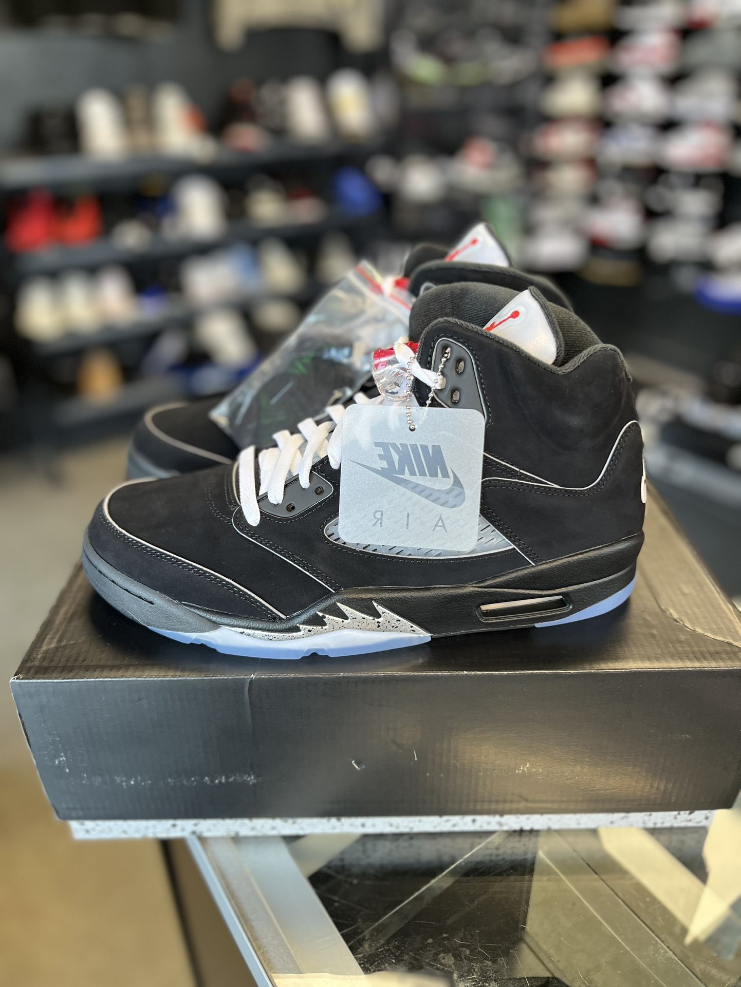 Jordan 5 Metallic Reimagined Size 10.5