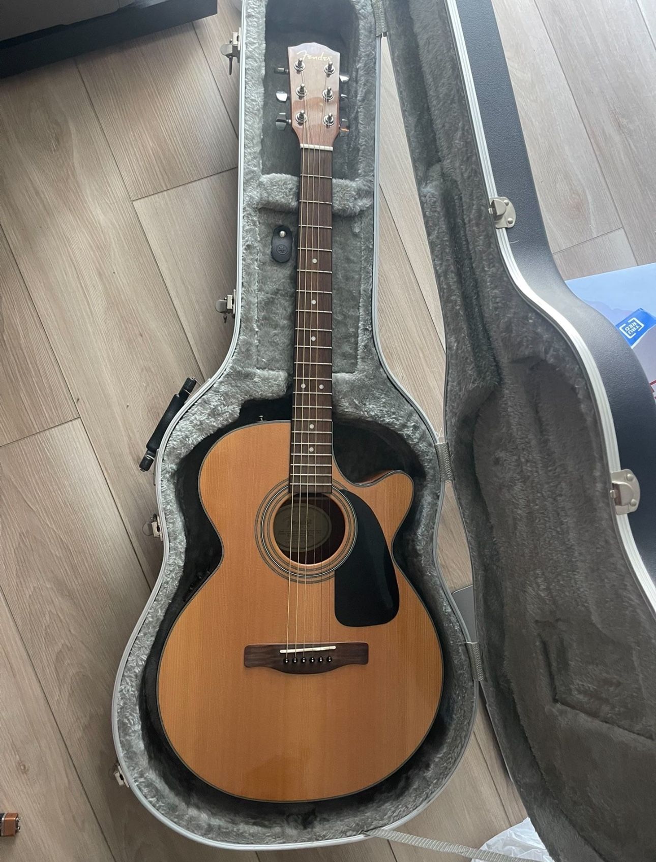 Fender Guitar With Road Runner Case