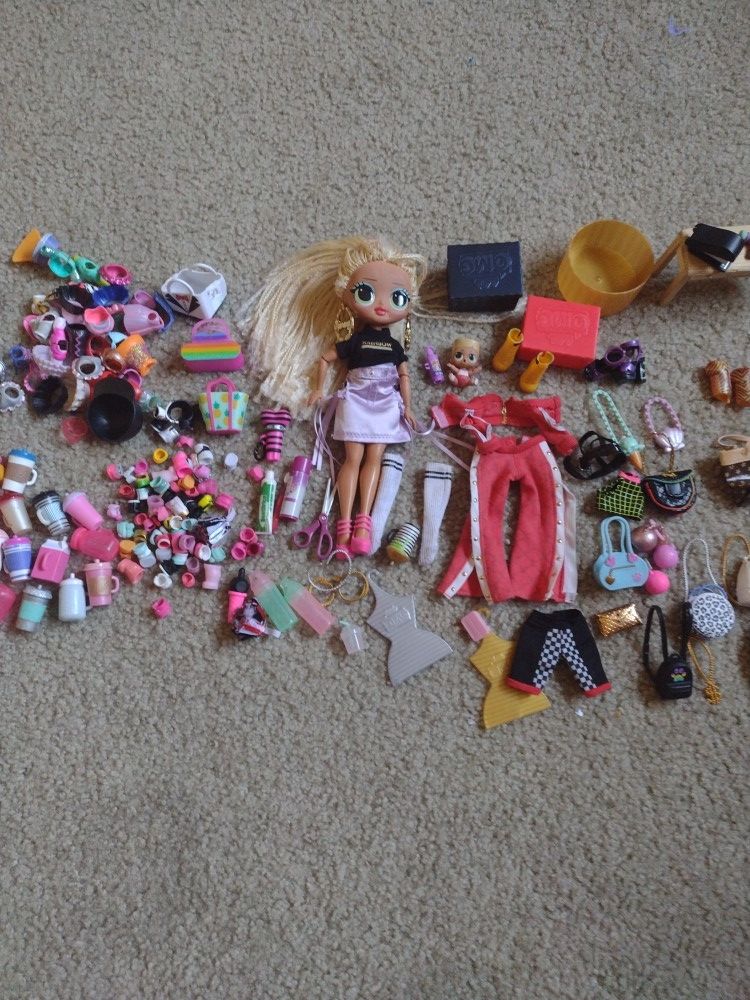 Lol Dolls And Accessories 