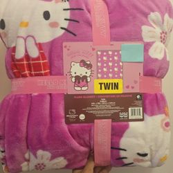 💖 Hello Kitty Twin Blanket 💖 