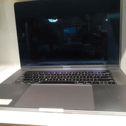 Apple Macbook 