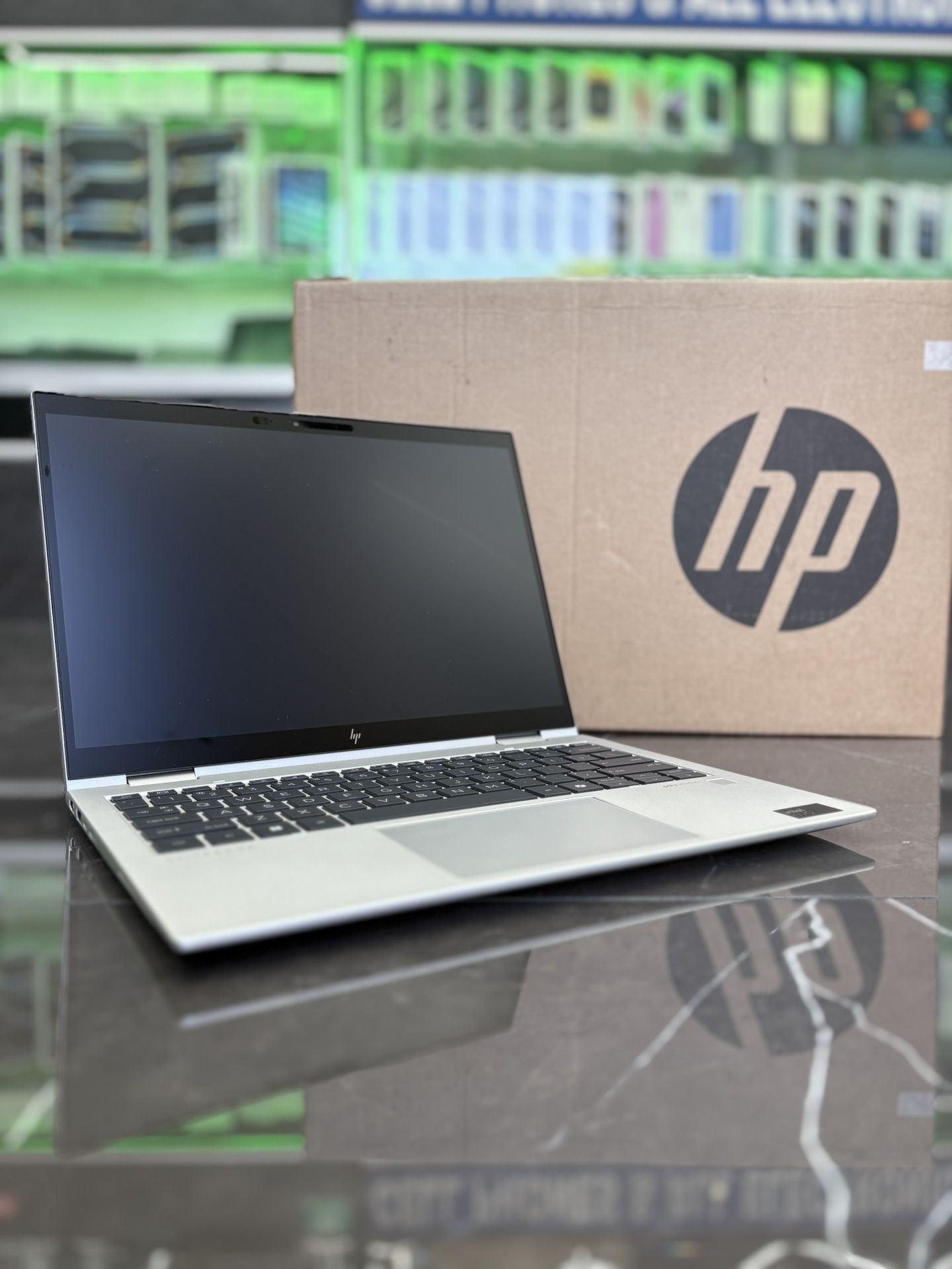 HP Elite X 360 830 G11 2-in-1 POLY STUDIO (Retails $3,500) Take It Home In Payments/ llévalo a casa en pagos