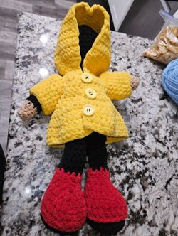 Hand Crocheted Georgie Plushie 30$