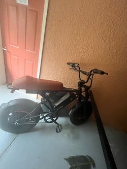 Cycrown Cyrun 2.0 moped style ebike 750 watt