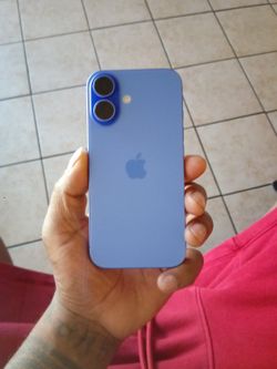 iPhone 16