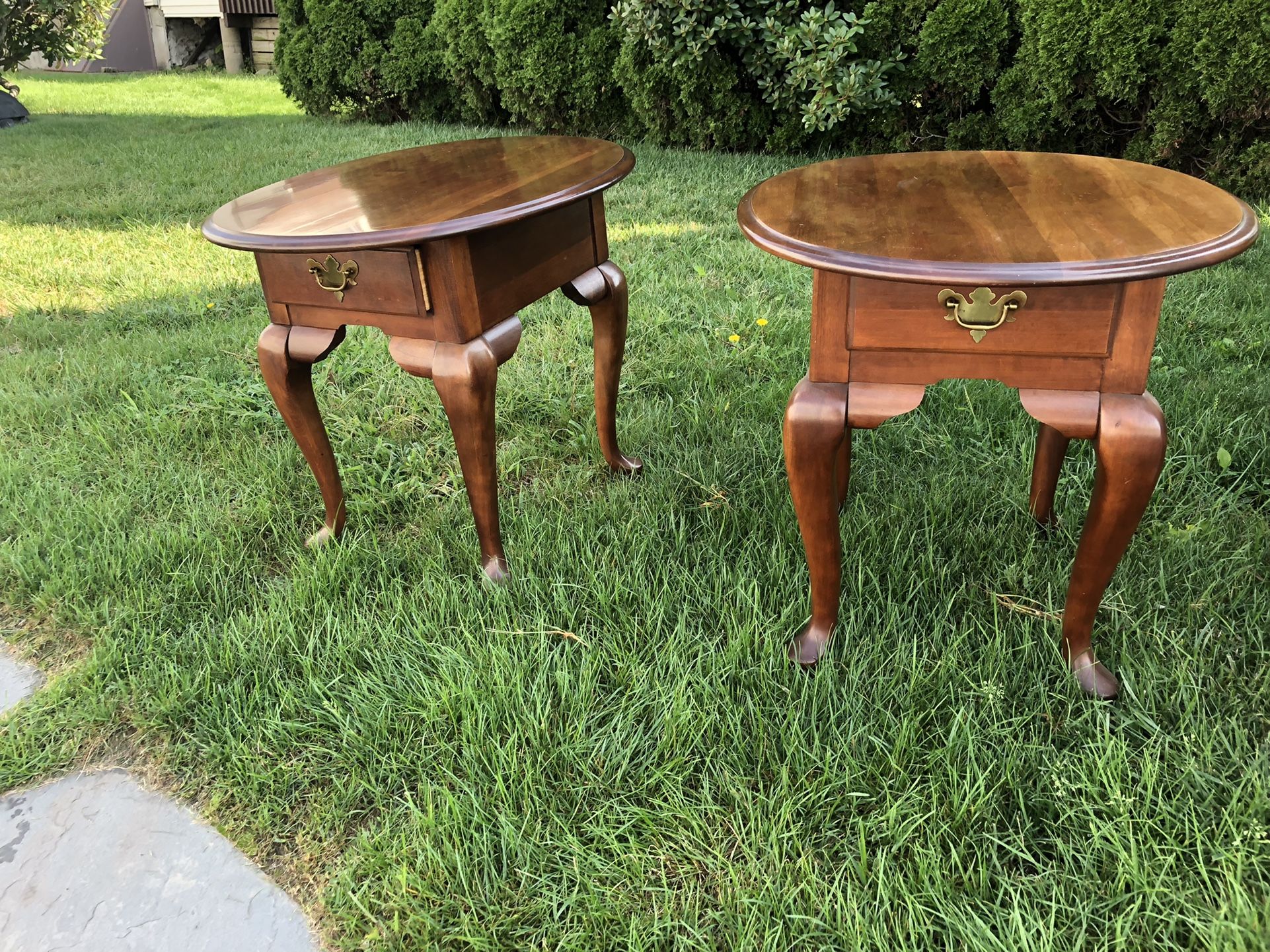 2 Broyhill End Tables
