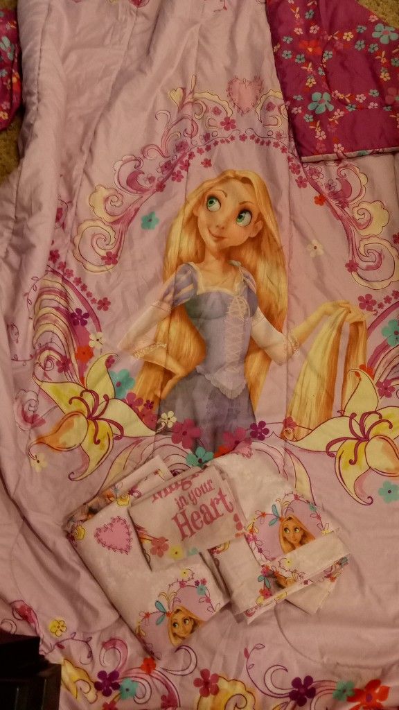 Disney's Tangled Rapunzel Twin Bedding in a Bag