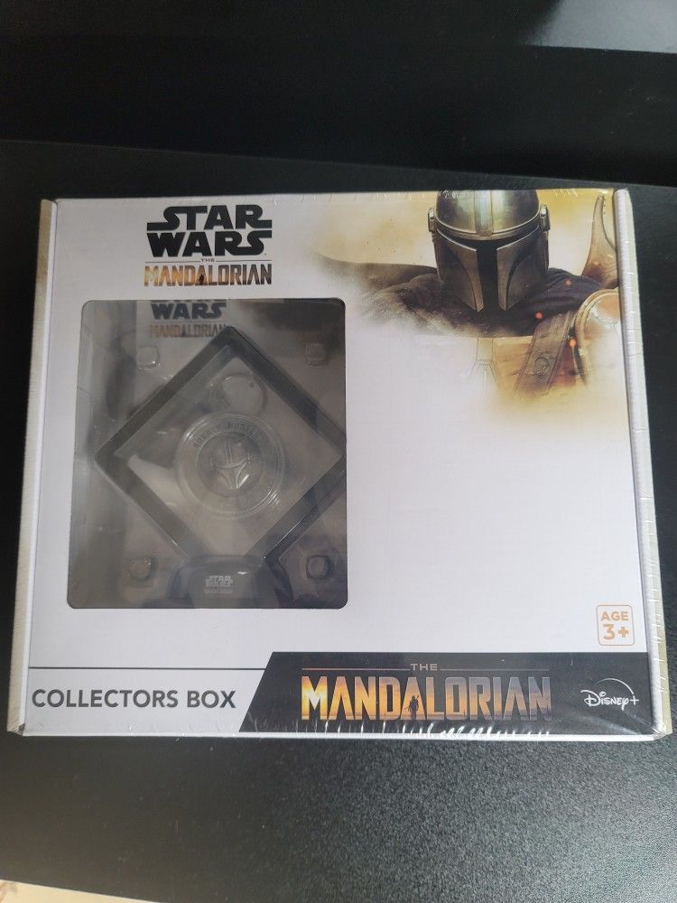 Mandalorian Collectors Box