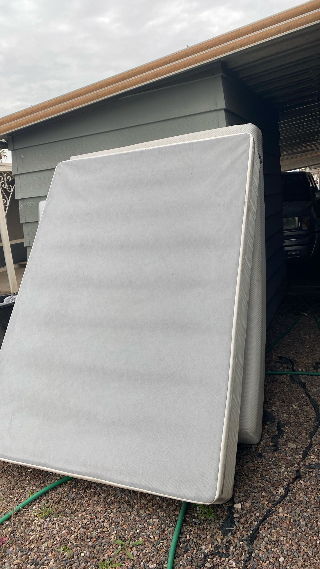 Free Mattress And Box Spring