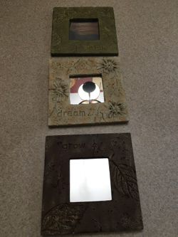 3 Mirrored Frames