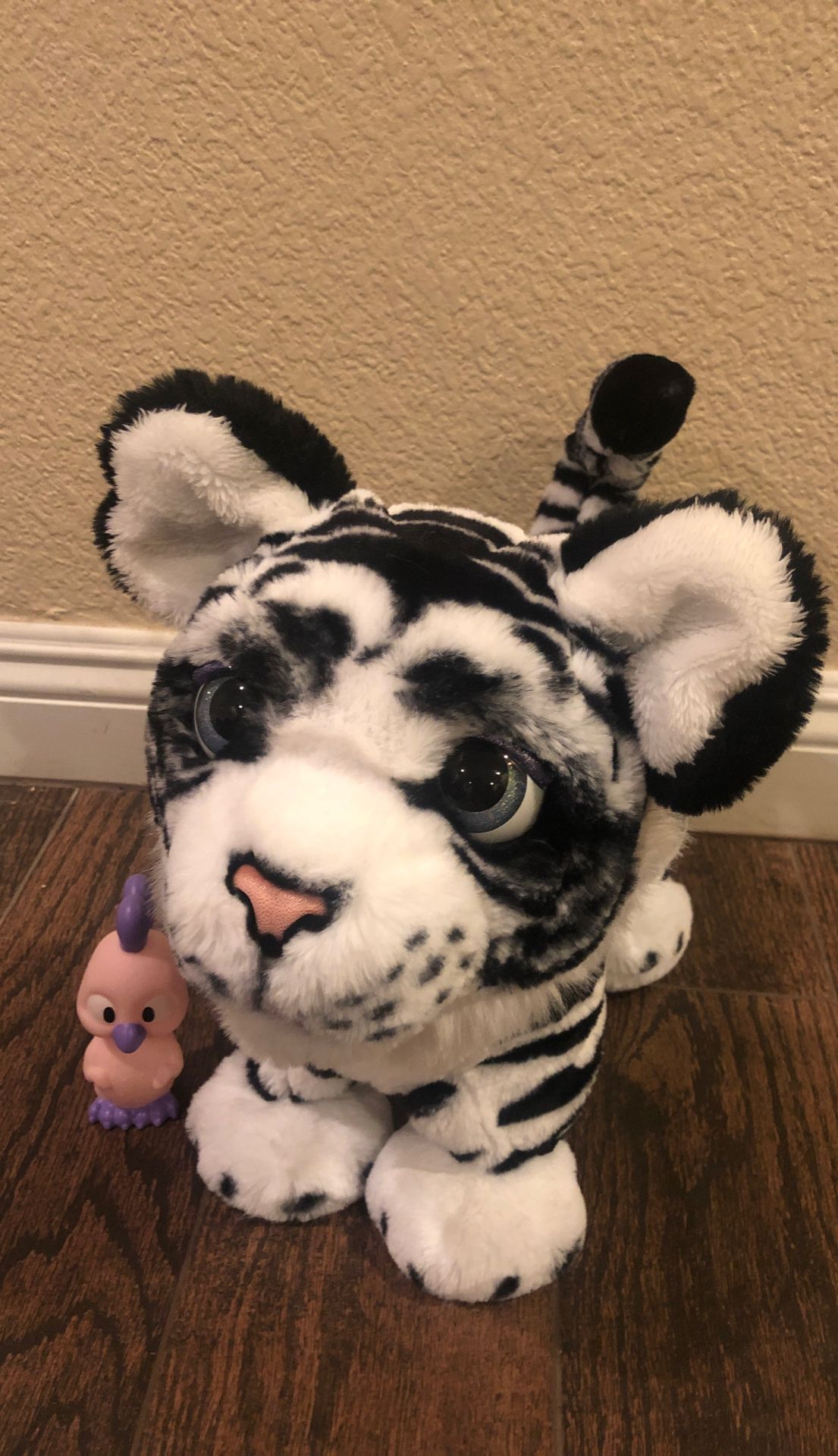 Furreal friends white tiger special edition