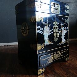 Vintage Asian Jewelry Box