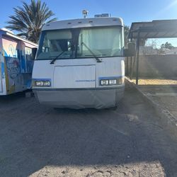 1992 Airstream Landyacht