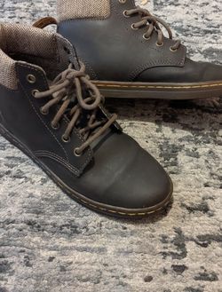 Women's Doc Martens Boots 8-8 1/2