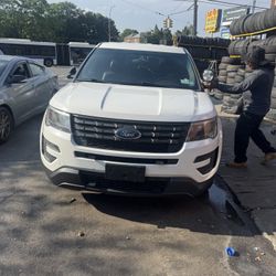 2019 Ford Explorer