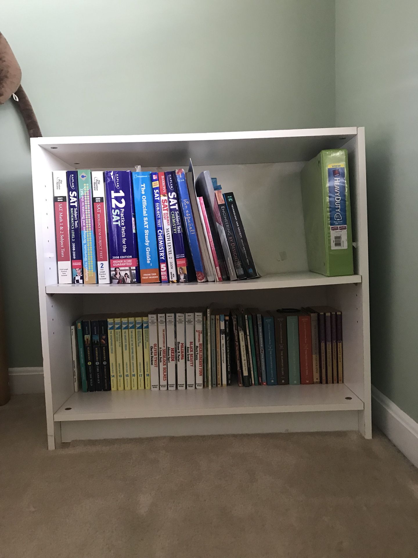 Small bookcase/shelving unit
