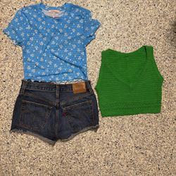 Original Levi’s shorts W26 And BCBGEneration Top