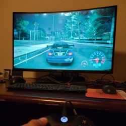 32″ Curved WQHD Gaming Monitor – 144Hz 1440p