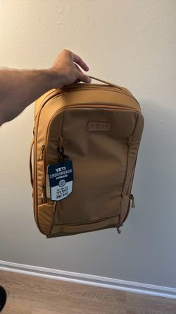 Brand new 22 inch yeti crossroads luggage suitcase