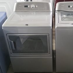 Maytag washer and dryer set