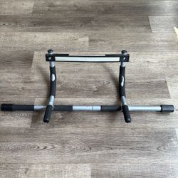Doorway Pull Up Bar For Home 