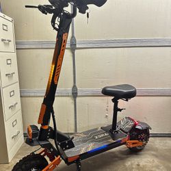 Off Road Zsnake Electric Scooter Dual Motor 5600W Top Speed 50Mph 60 Miles Range 