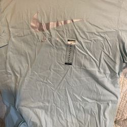 Men’s Nike Shirt